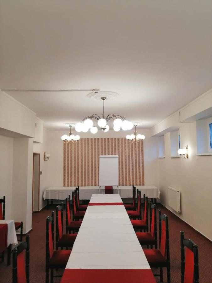 Hotel Lech Gniezno Exterior photo